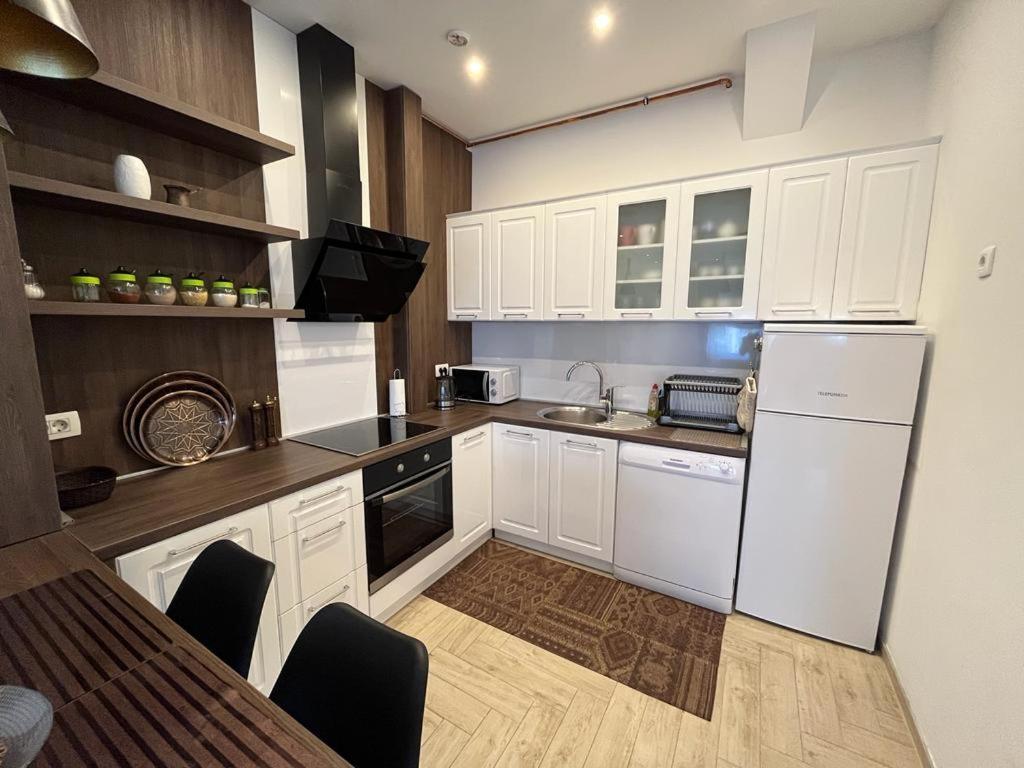 Golden Gate Apartment Сараєво Екстер'єр фото